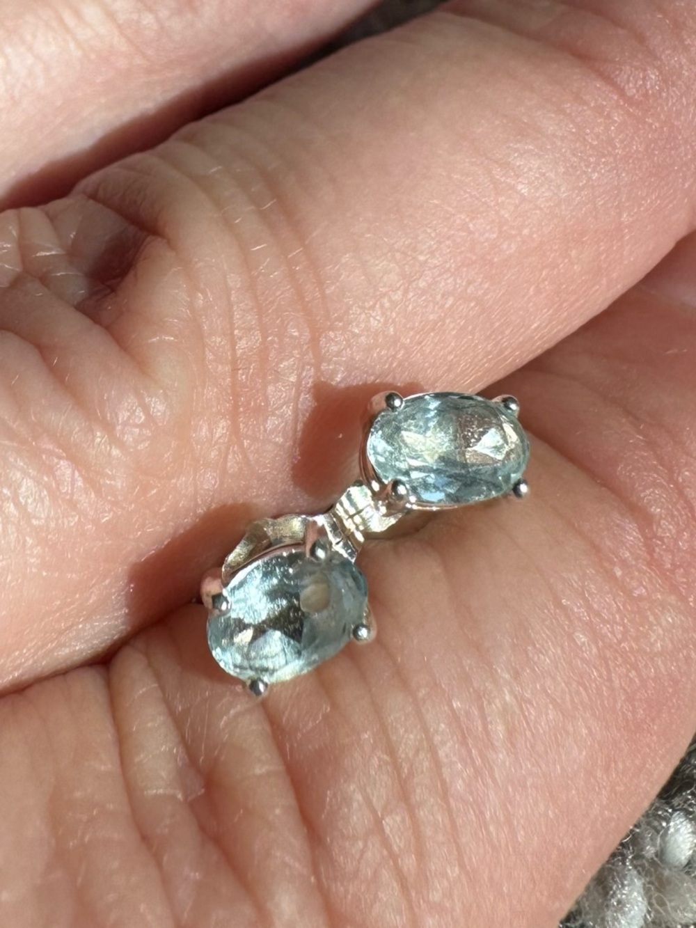 Sterling Silver Aquamarine oval stud Earrings - Light Blue genuine